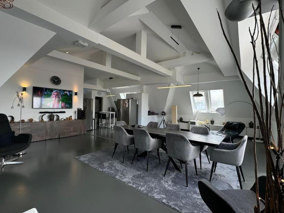 6 Zimmer Maisonette-Penthouse Pool Dachterrasse Luxus München Eksteriør billede